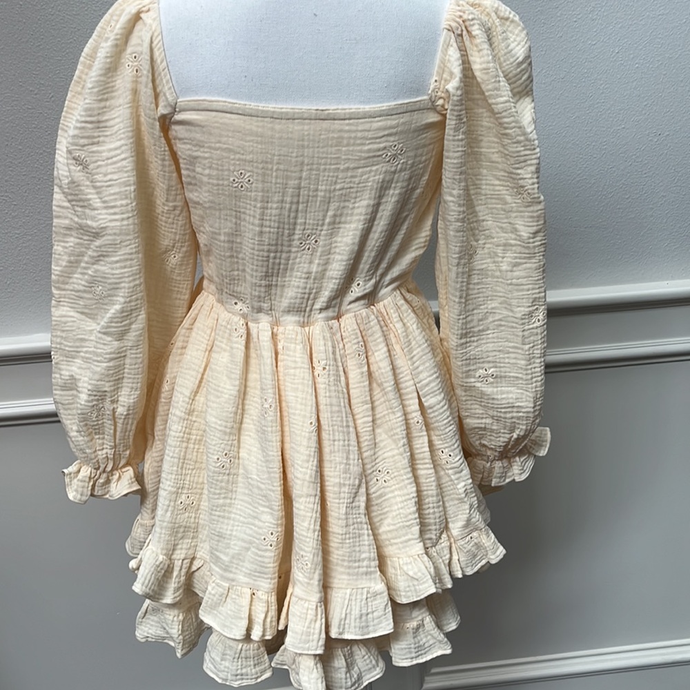 Creamy Mini Dress Size Small Perfect with Cowboy Boots ! Box 1 - Picture 5 of 10